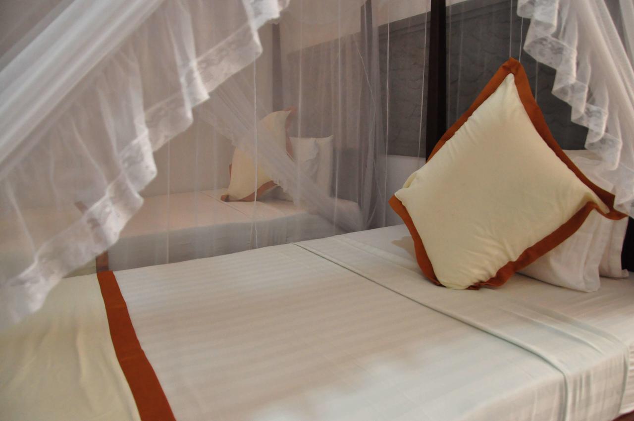 Wh Beach Resort Weligama Exterior photo